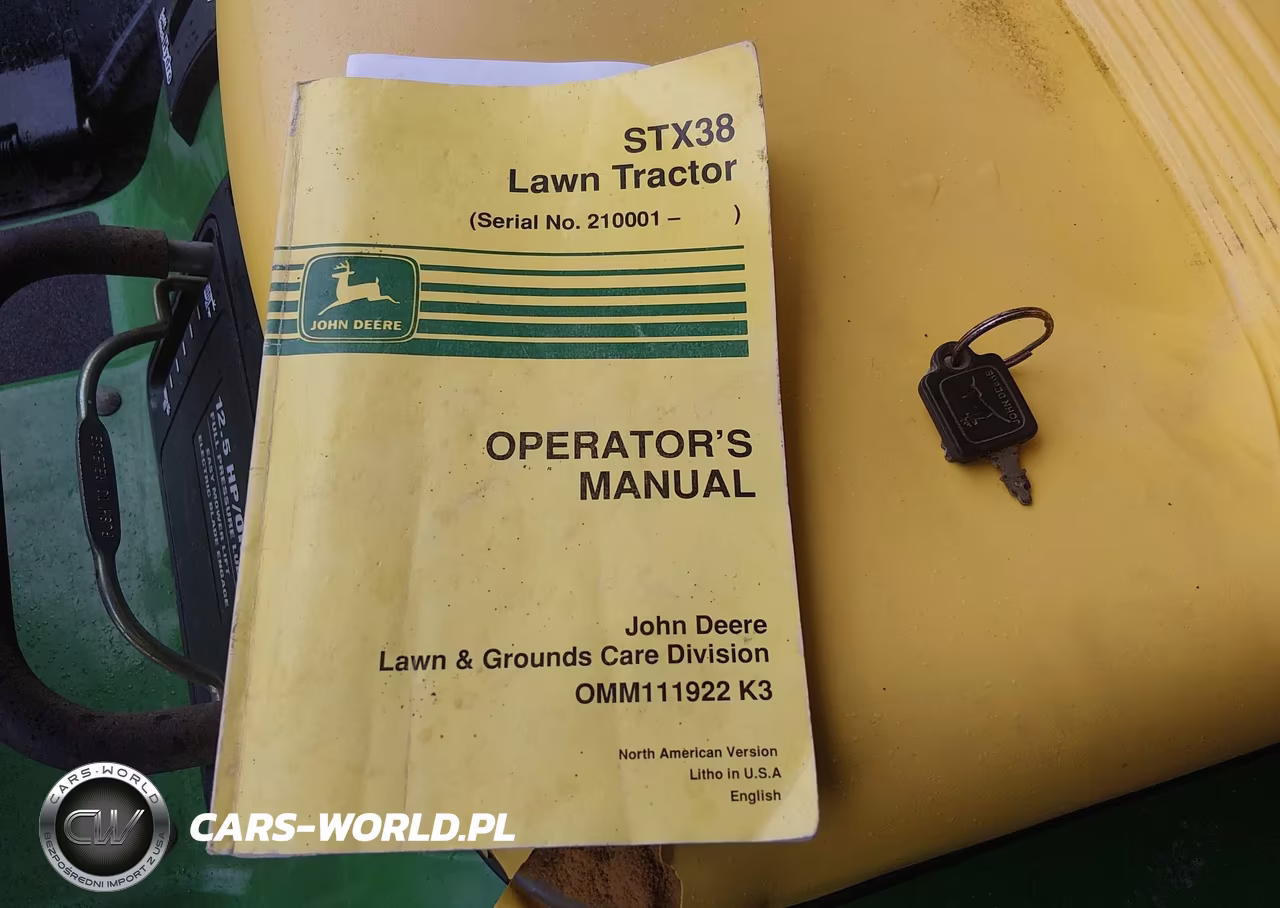 2006 John Deere Lawnmower VIN:M00STXD225238 - 12