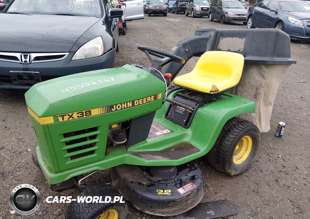 2006 John Deere Lawnmower VIN:M00STXD225238 - 2
