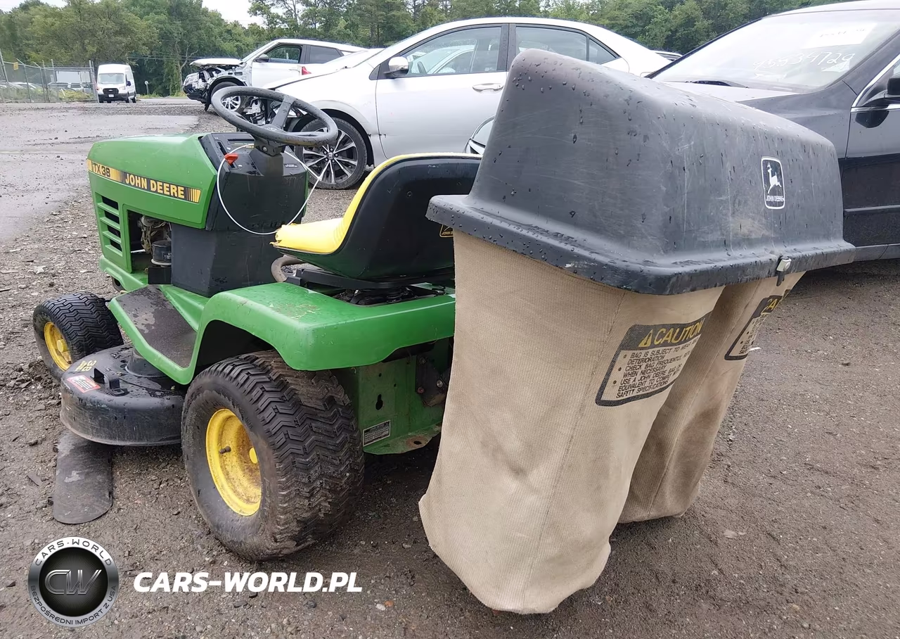 2006 John Deere Lawnmower VIN:M00STXD225238 - 3