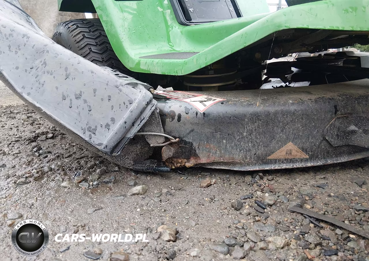 2006 John Deere Lawnmower VIN:M00STXD225238 - 6