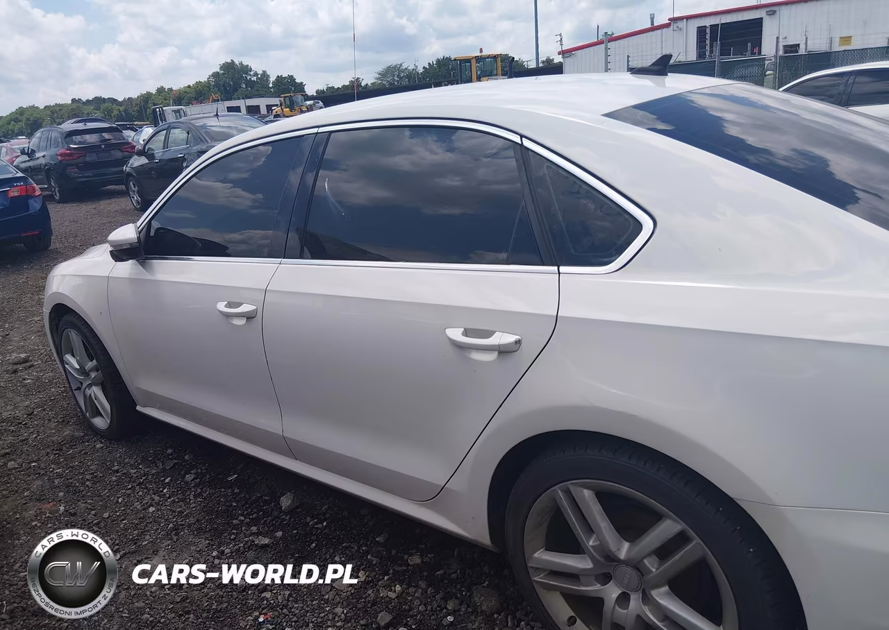 2012 Volkswagen Passat 2.0L Tdi Se VIN:1VWBN7A36CC072235 - 14