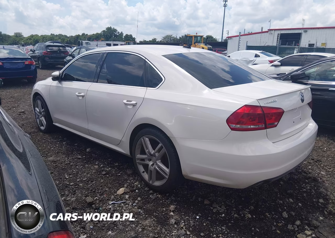 2012 Volkswagen Passat 2.0L Tdi Se VIN:1VWBN7A36CC072235 - 3