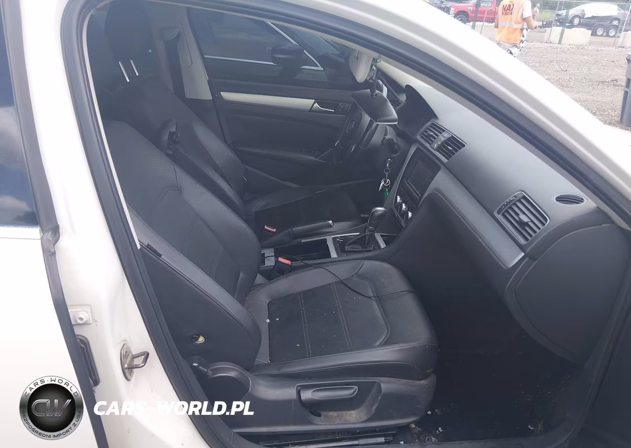 2012 Volkswagen Passat 2.0L Tdi Se VIN:1VWBN7A36CC072235 - 5