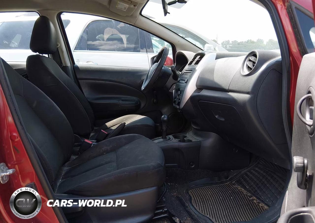 2016 Nissan Versa Note S Plus VIN:3N1CE2CP4GL395156 - 5