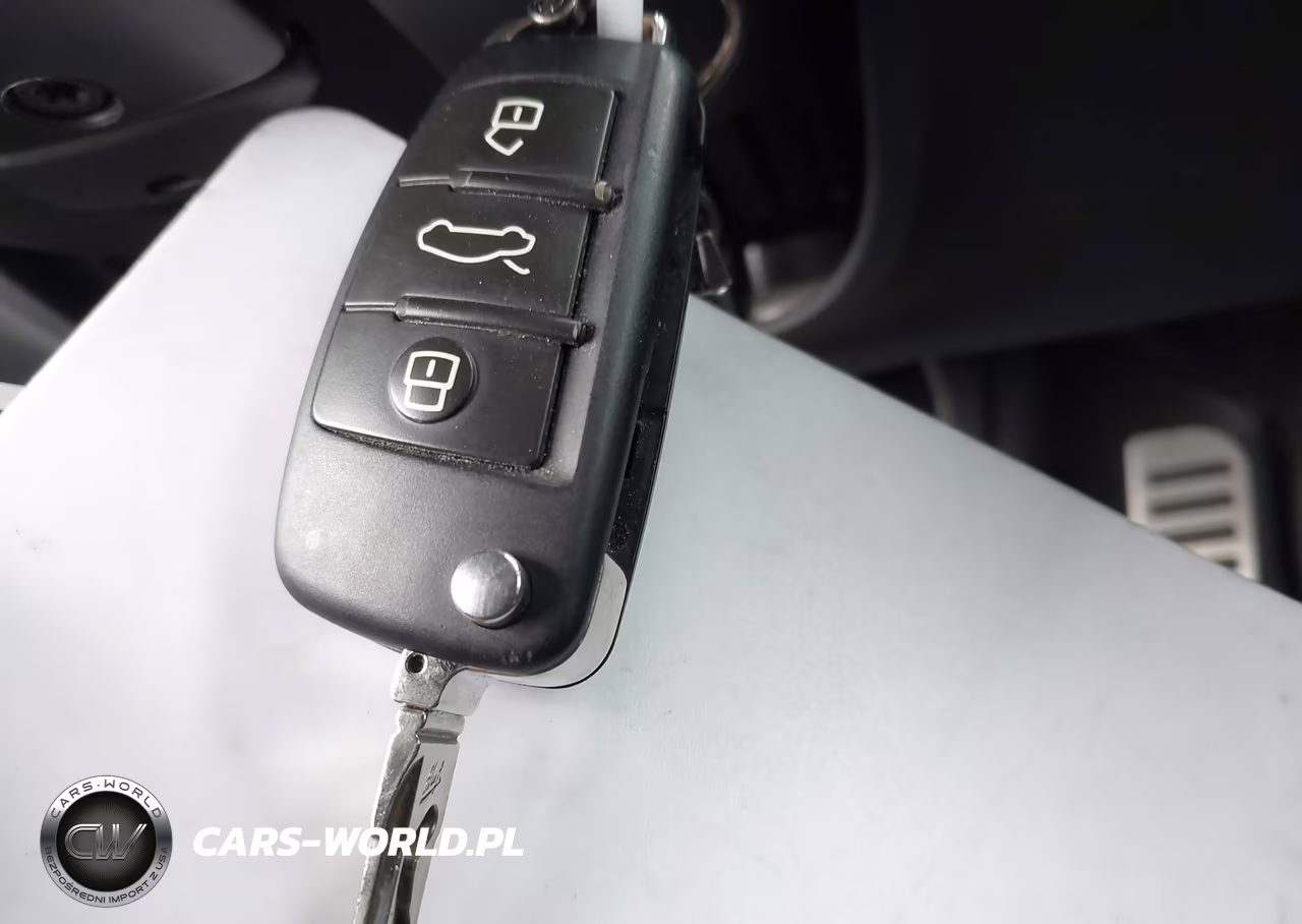 2012 Audi R8 5.2L VIN:WUAVNAFG9CN002938 - 11