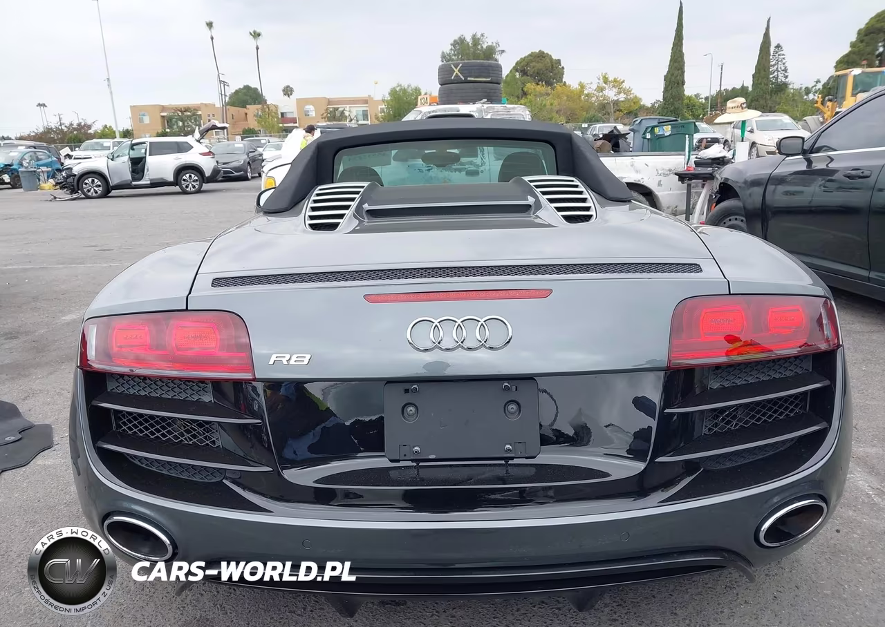 2012 Audi R8 5.2L VIN:WUAVNAFG9CN002938 - 16