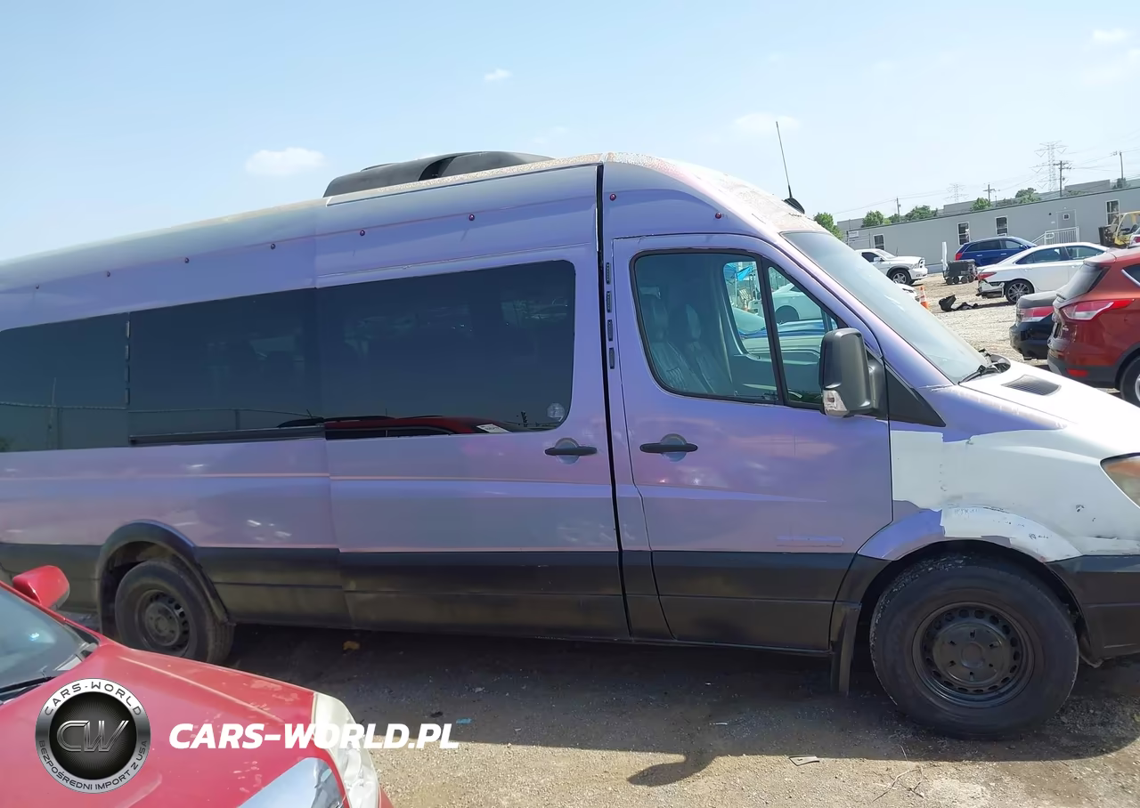 2008 Dodge Sprinter Wagon 2500 VIN:WDWPE845085263332 - 13