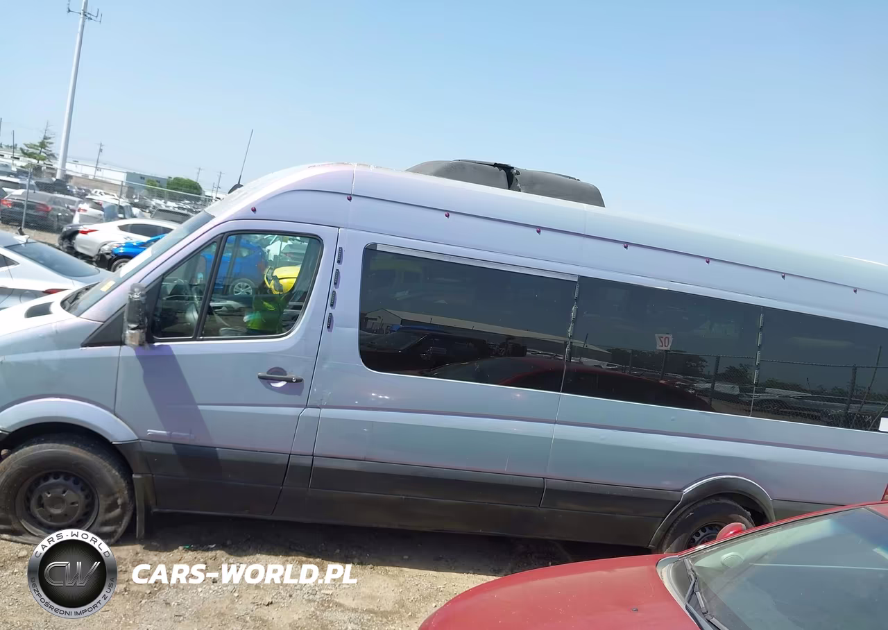 2008 Dodge Sprinter Wagon 2500 VIN:WDWPE845085263332 - 14