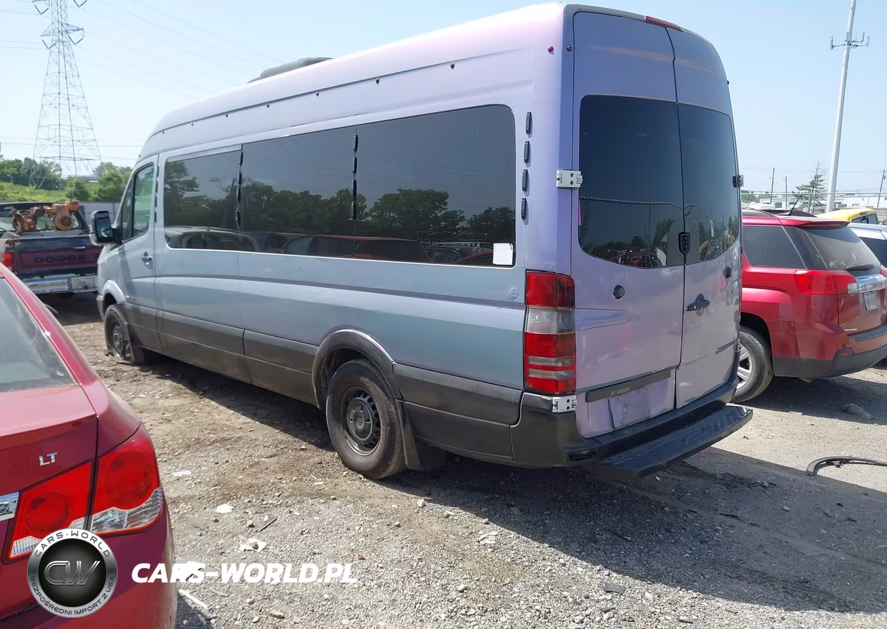 2008 Dodge Sprinter Wagon 2500 VIN:WDWPE845085263332 - 3