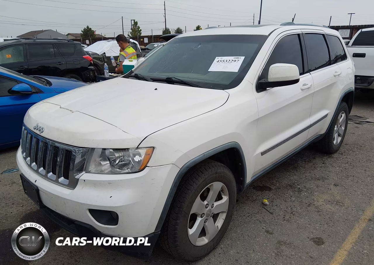 2011 Jeep Grand Cherokee Laredo VIN:1J4RR4GG0BC703584 - 2