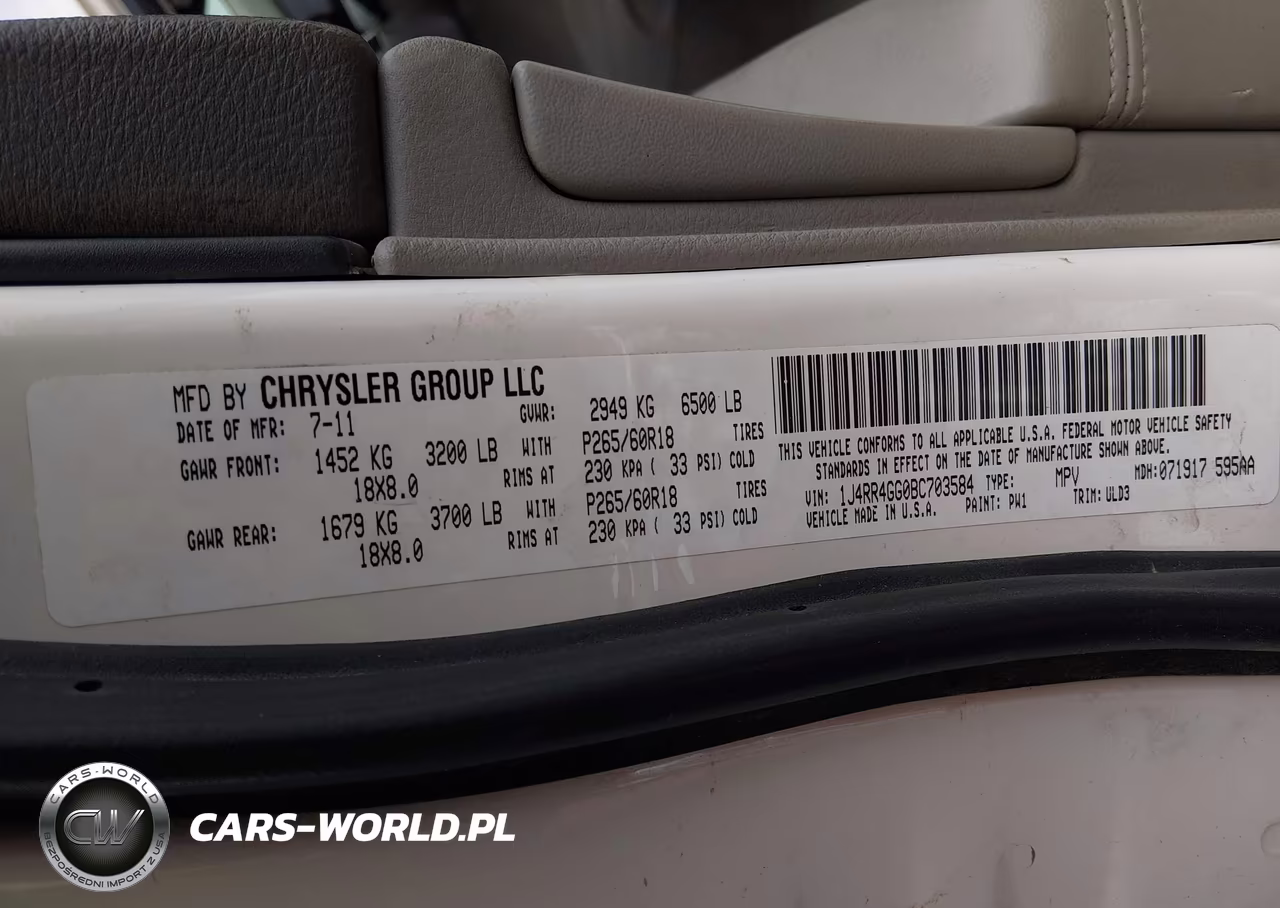 2011 Jeep Grand Cherokee Laredo VIN:1J4RR4GG0BC703584 - 9
