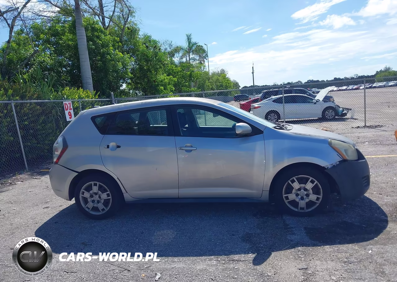 2009 Pontiac Vibe VIN:5Y2SP670X9Z449370 - 14