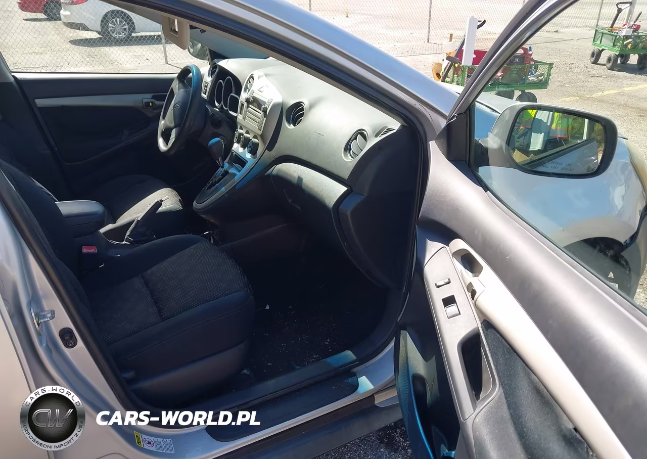 2009 Pontiac Vibe VIN:5Y2SP670X9Z449370 - 5