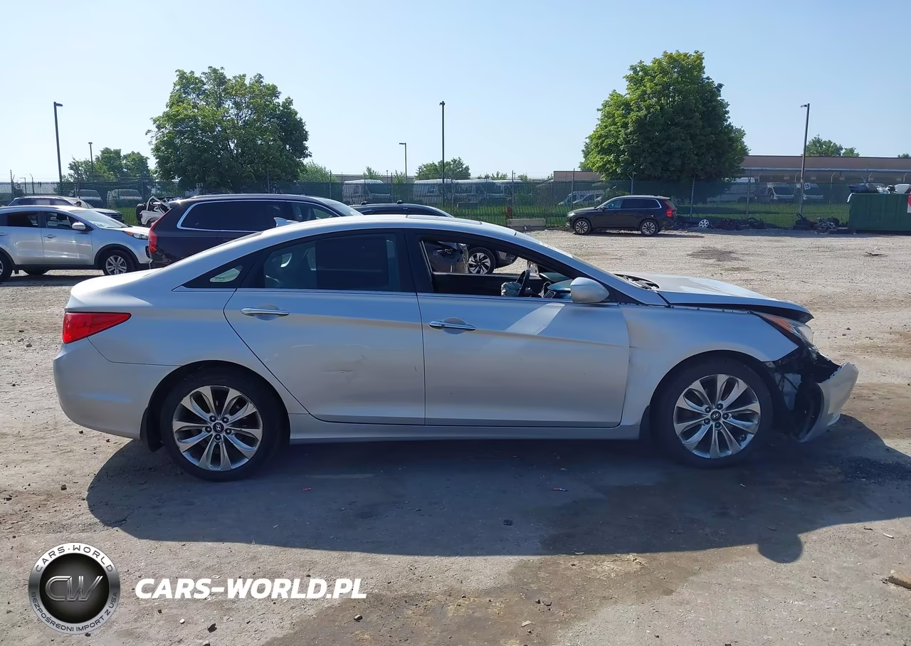 2013 Hyundai Sonata Se VIN:5NPEC4AC4DH786892 - 13