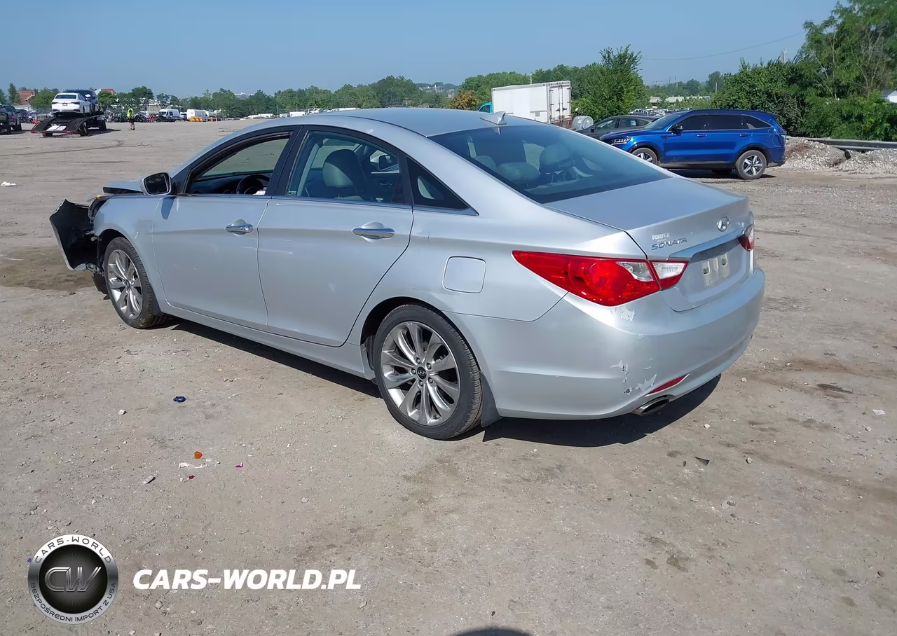 2013 Hyundai Sonata Se VIN:5NPEC4AC4DH786892 - 3