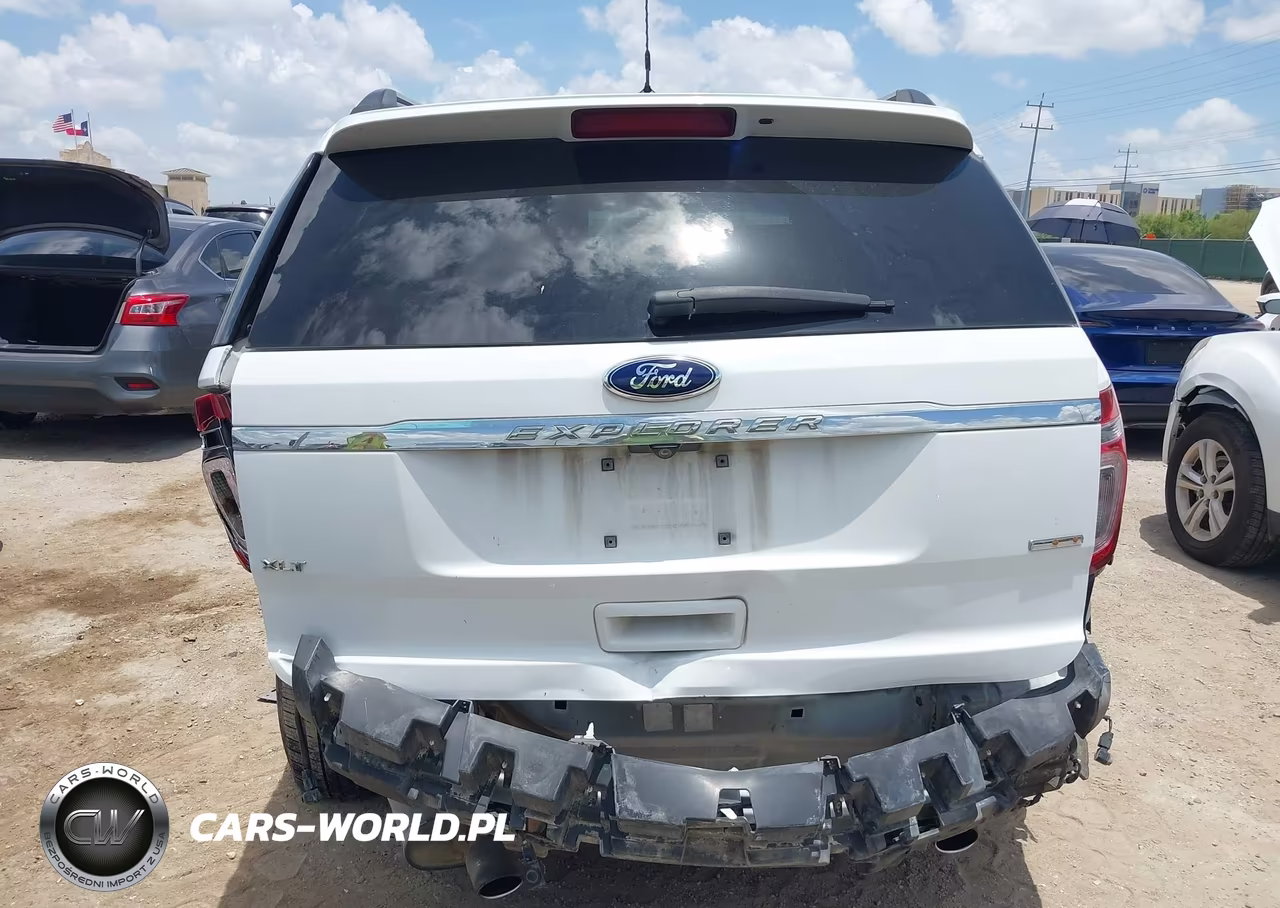 2015 Ford Explorer Xlt VIN:1FM5K8D82FGA70190 - 17