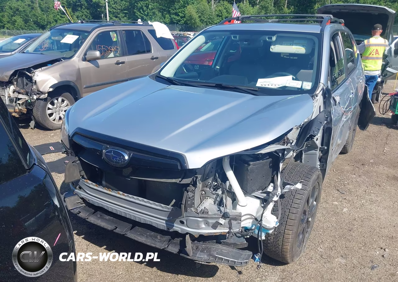 2020 Subaru Forester Sport VIN:JF2SKALCXLH475466 - 12