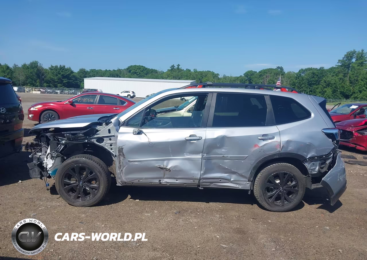 2020 Subaru Forester Sport VIN:JF2SKALCXLH475466 - 14
