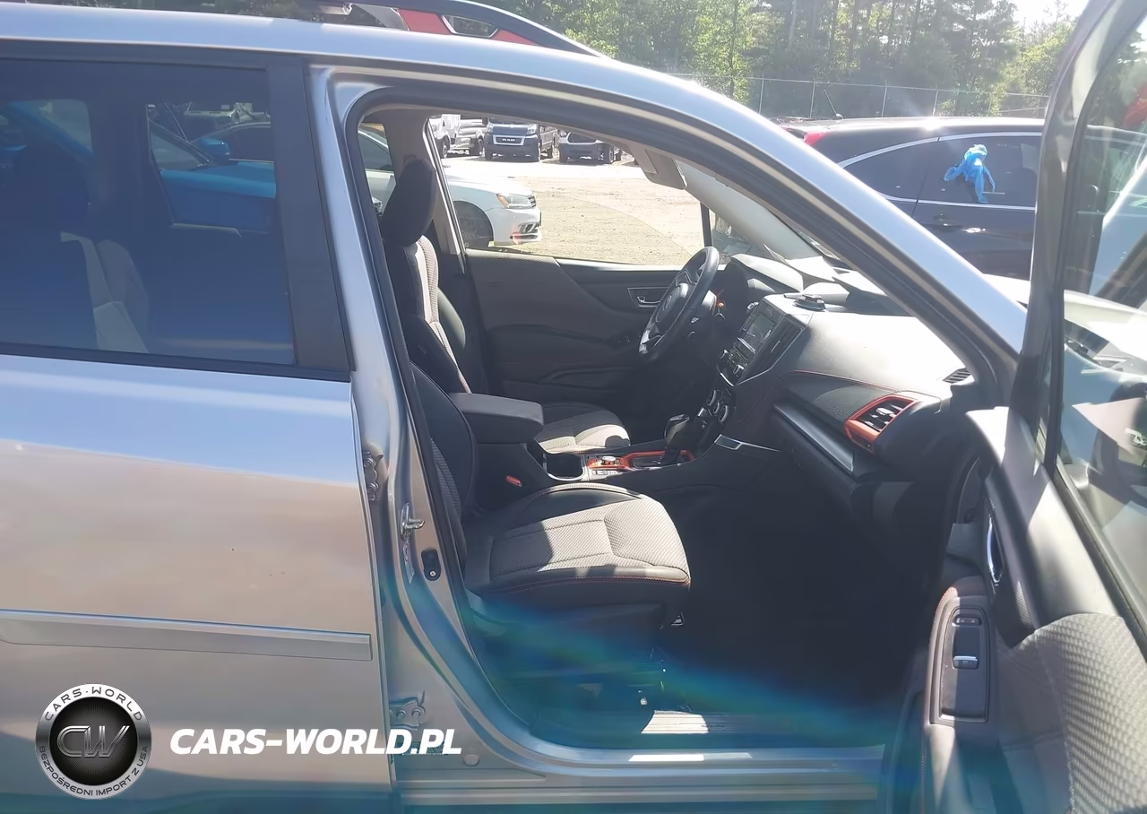 2020 Subaru Forester Sport VIN:JF2SKALCXLH475466 - 5