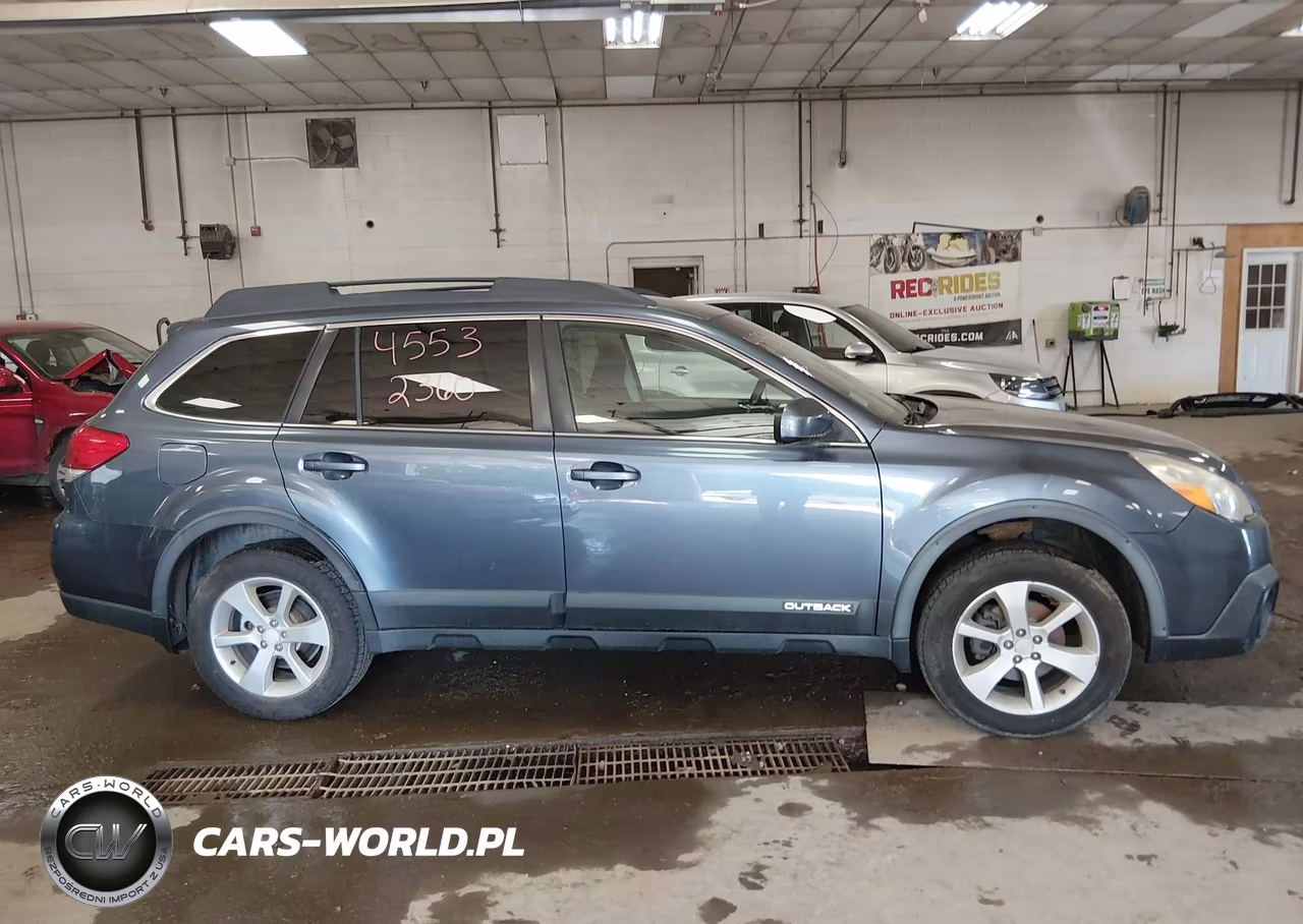 2014 Subaru Outback 2.5I Premium VIN:4S4BRCEC0E3294875 - 13