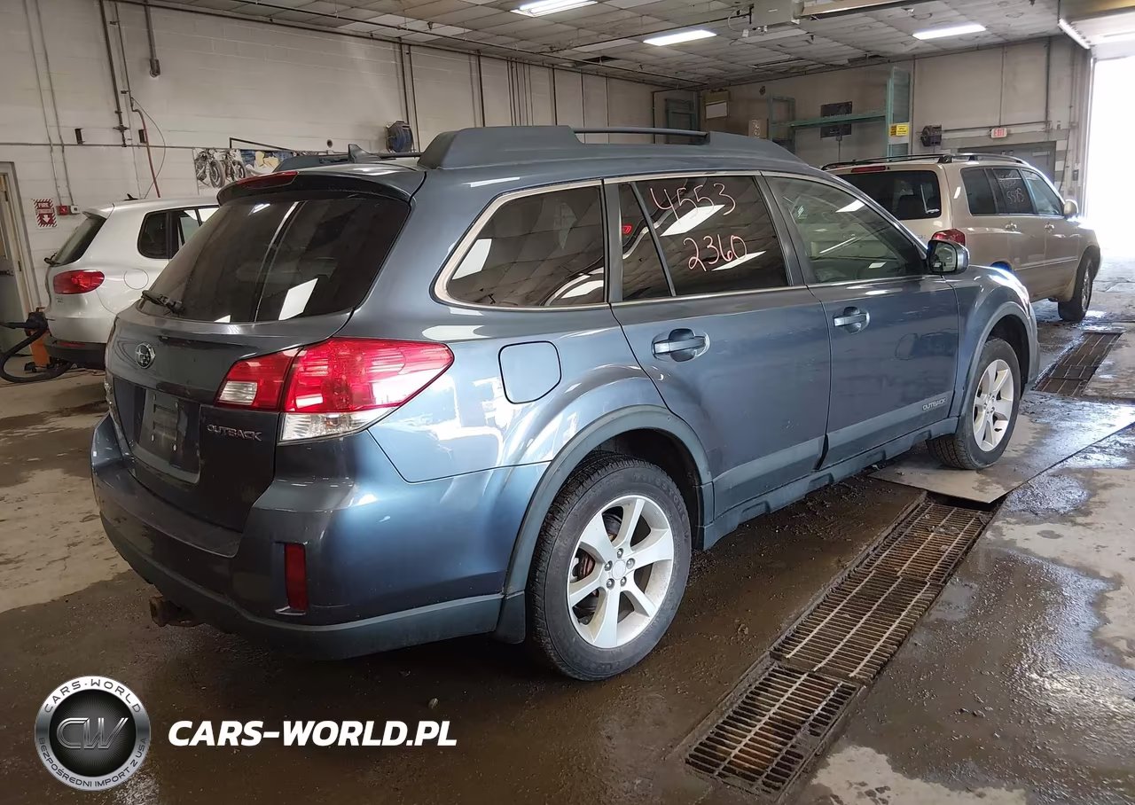 2014 Subaru Outback 2.5I Premium VIN:4S4BRCEC0E3294875 - 4
