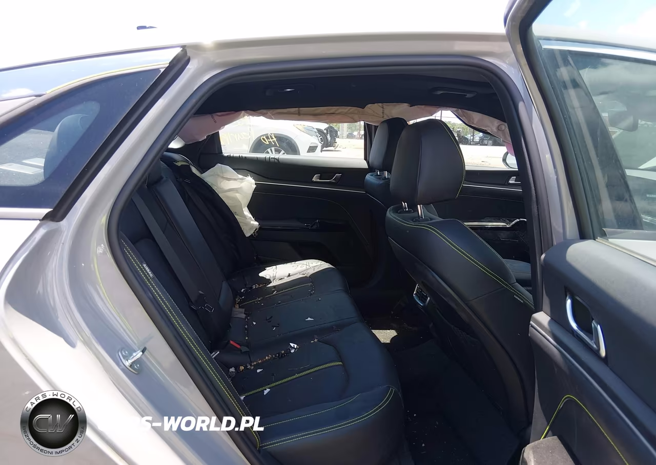 2026 Kia K5 Gt VIN:KNAG44J81T5422538 - 8