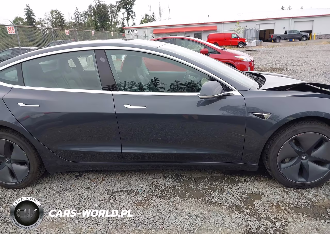 2018 Tesla Model 3 Long Range-Performance VIN:5YJ3E1EB2JF066633 - 13