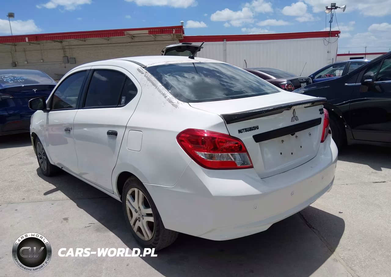 2018 Mitsubishi Mirage G4 Es VIN:ML32F3FJ9JHF13457 - 3