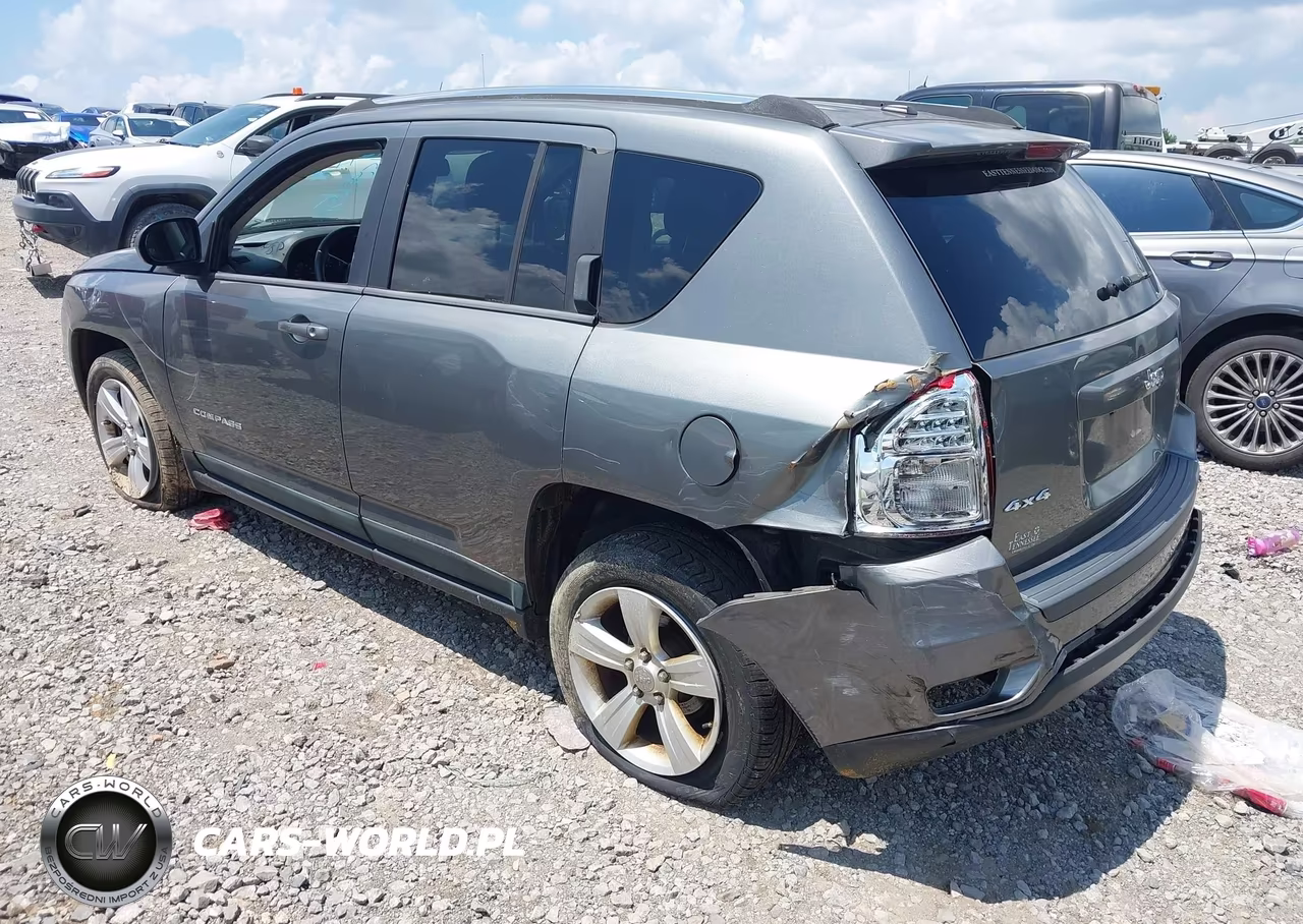 2011 Jeep Compass VIN:1J4NF1FB2BD202024 - 3