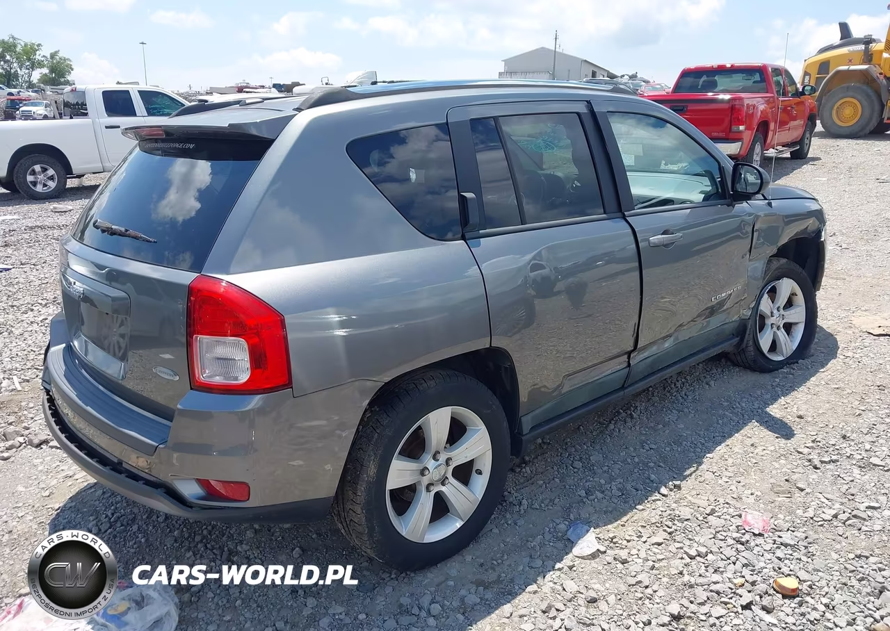 2011 Jeep Compass VIN:1J4NF1FB2BD202024 - 4