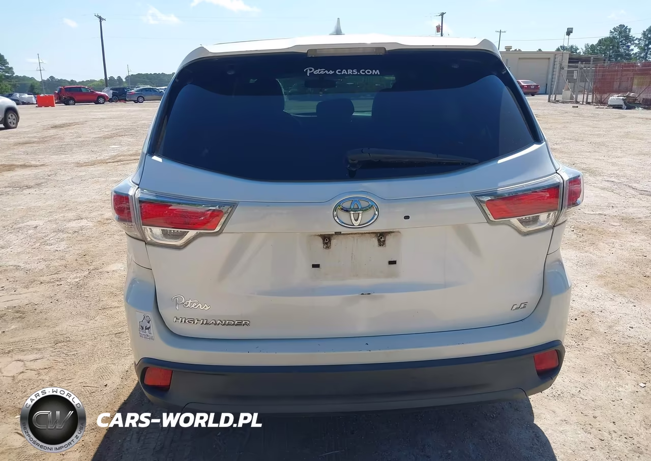 2015 Toyota Highlander Le Plus V6 VIN:5TDZKRFH3FS119380 - 17