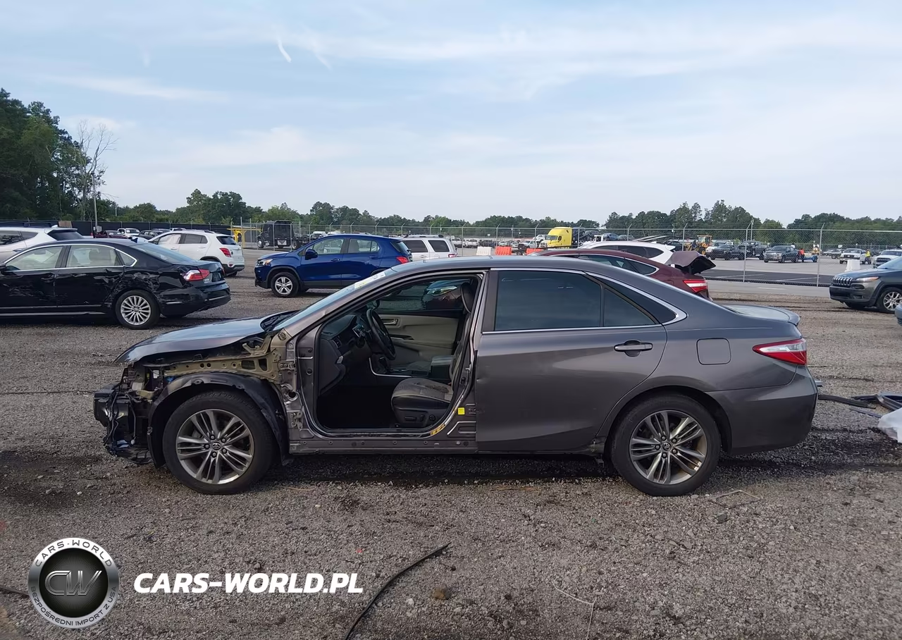 2015 Toyota Camry Se VIN:4T1BF1FK7FU485109 - 15