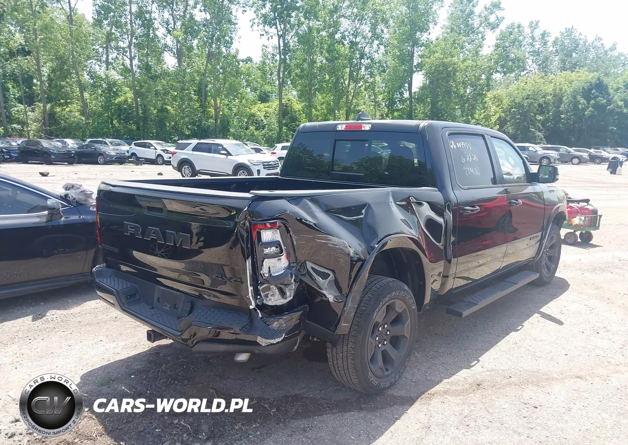 2025 Ram 1500 Big Horn 4X4 5'7 Box VIN:1C6RRFFG8SN537670 - 4