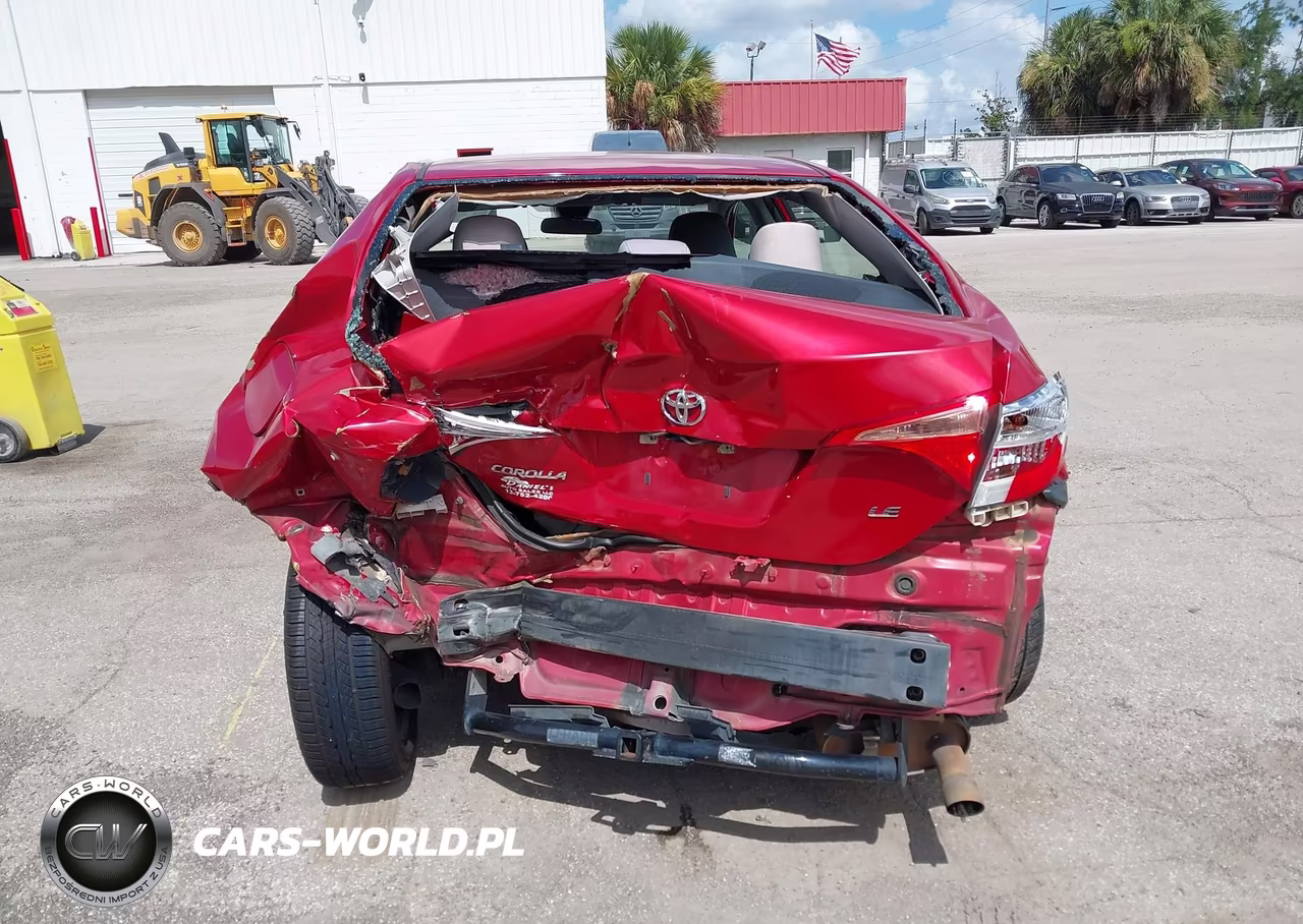 2018 Toyota Corolla Le VIN:5YFBURHE4JP842588 - 16