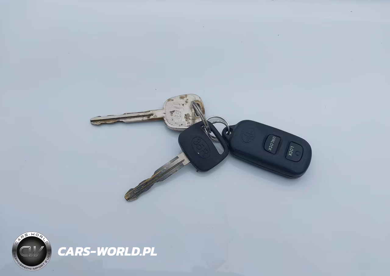 2000 Toyota Camry Le VIN:4T1BG22K8YU658311 - 11