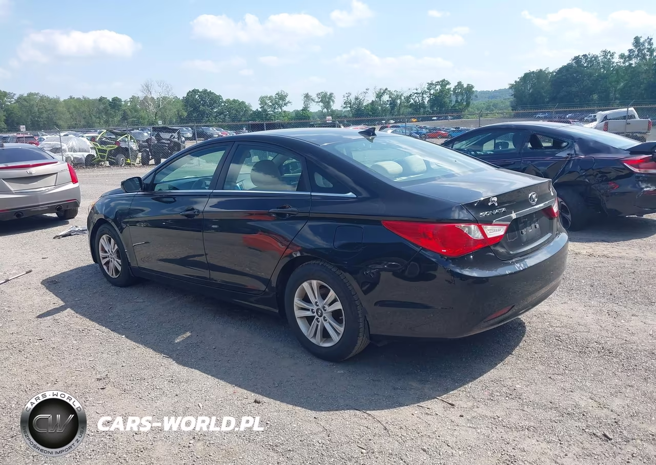 2012 Hyundai Sonata Gls VIN:5NPEB4AC1CH377962 - 3