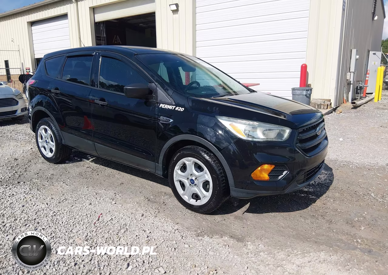 2017 Ford Escape S – zdjęcie 1 z 10