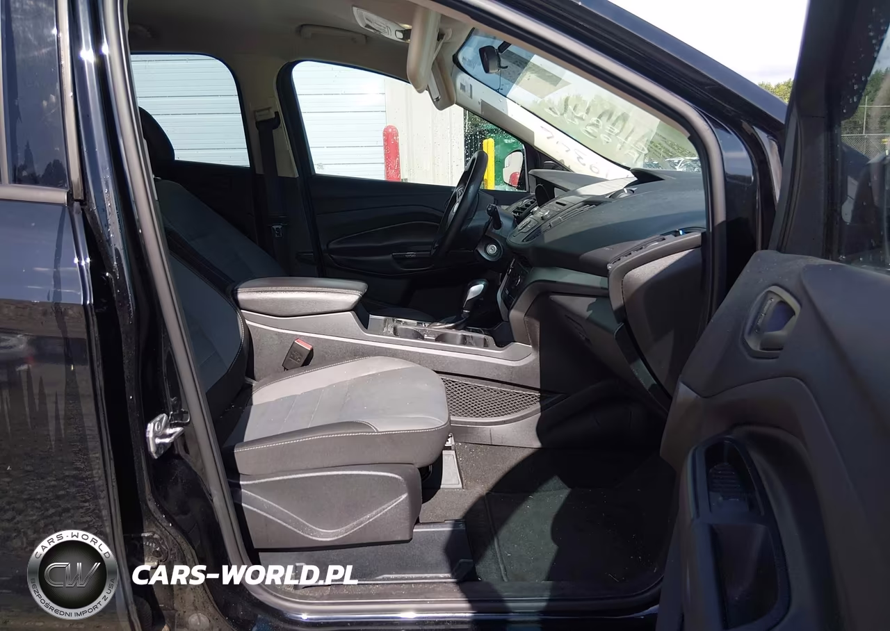 2017 Ford Escape S VIN:1FMCU0F70HUA19346 - 5