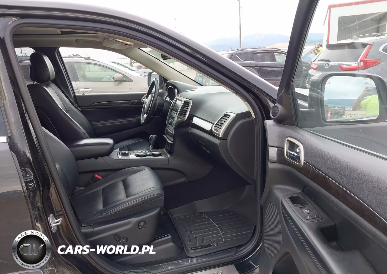 2012 Jeep Grand Cherokee Laredo VIN:1C4RJFAG5CC267396 - 5