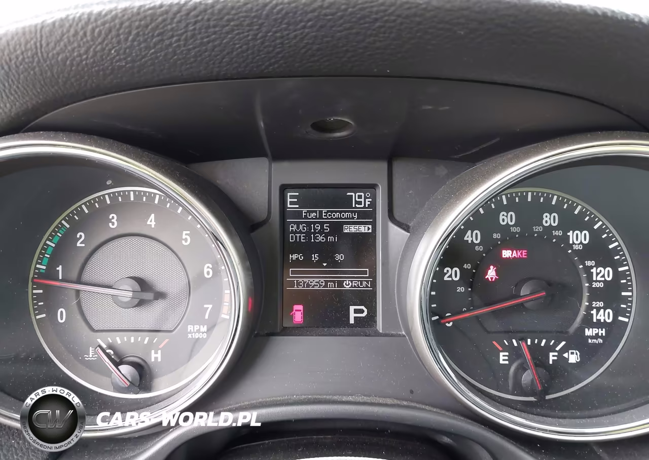 2012 Jeep Grand Cherokee Laredo VIN:1C4RJFAG5CC267396 - 7