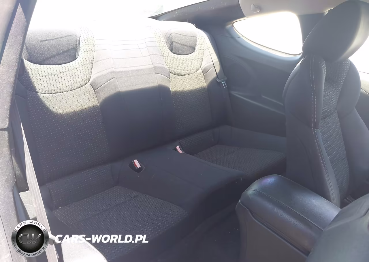 2011 Hyundai Genesis 2.0T VIN:KMHHT6KD4BU059248 - 8