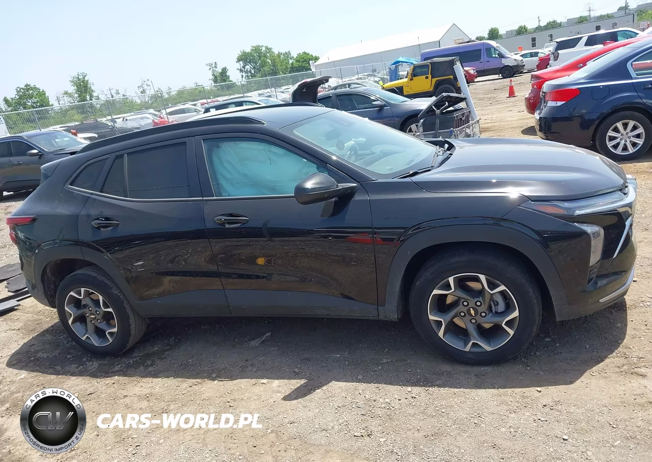 2025 Chevrolet Trax Fwd Lt VIN:KL77LHEP9SC294264 - 12
