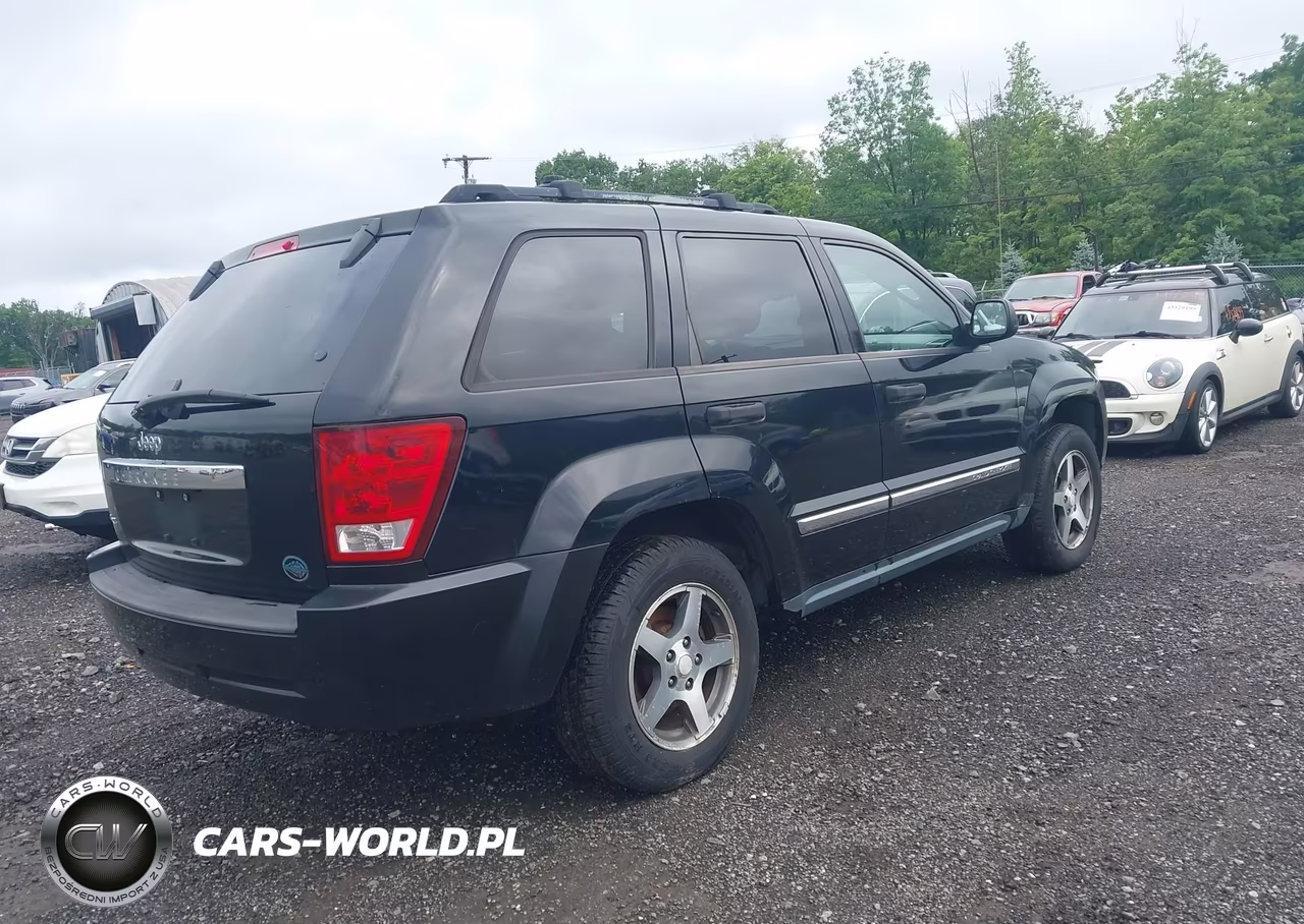 2005 Jeep Grand Cherokee Laredo VIN:1J4GR48K75C723846 - 4