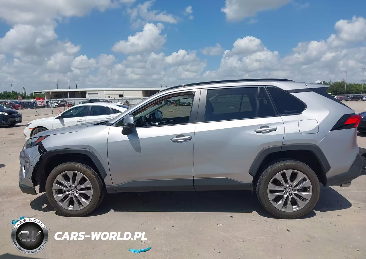 2022 Toyota Rav4 Xle Premium VIN:2T3A1RFV0NC292598 - 15