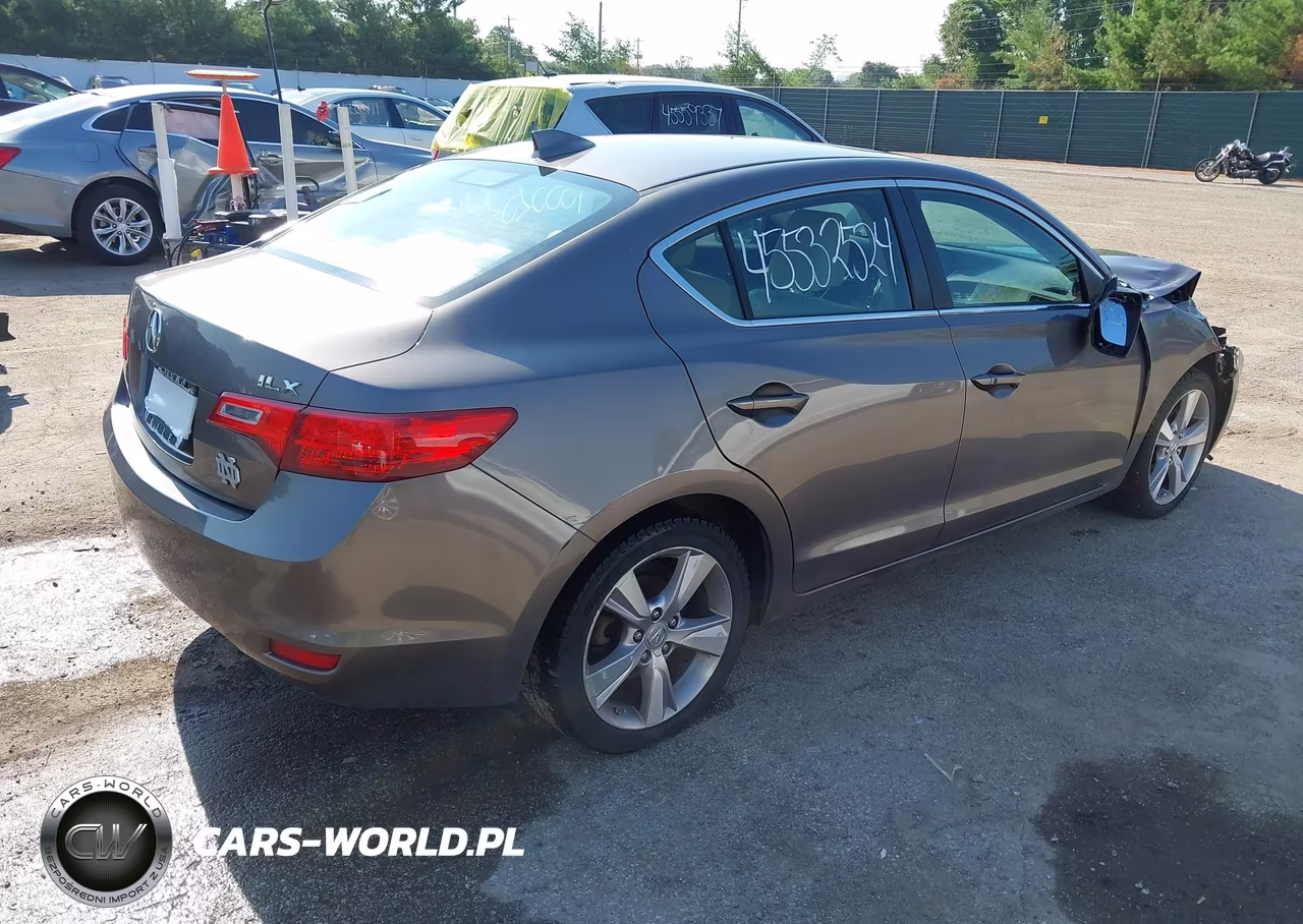 2013 Acura Ilx 2.0L VIN:19VDE1F52DE013768 - 4