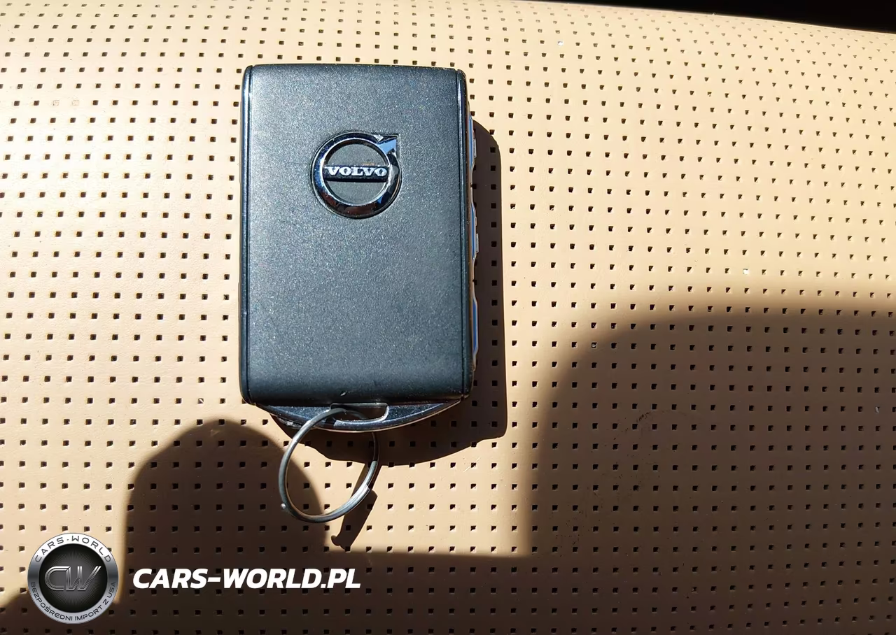 2024 Volvo Xc60 Recharge Plug-In Hybrid T8 Ultimate Dark Theme VIN:YV4H60DM5R1829309 - 11