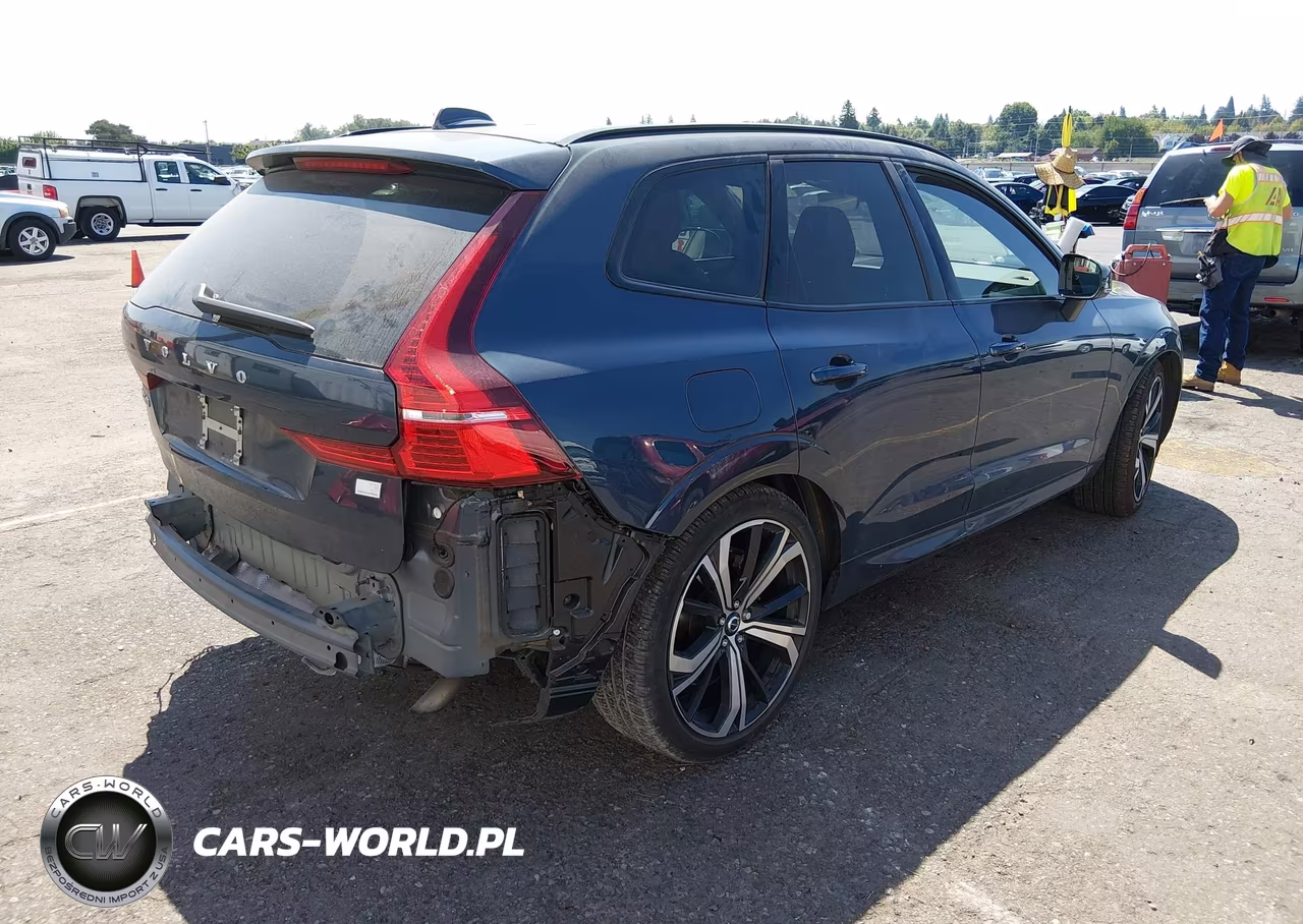 2024 Volvo Xc60 Recharge Plug-In Hybrid T8 Ultimate Dark Theme VIN:YV4H60DM5R1829309 - 4