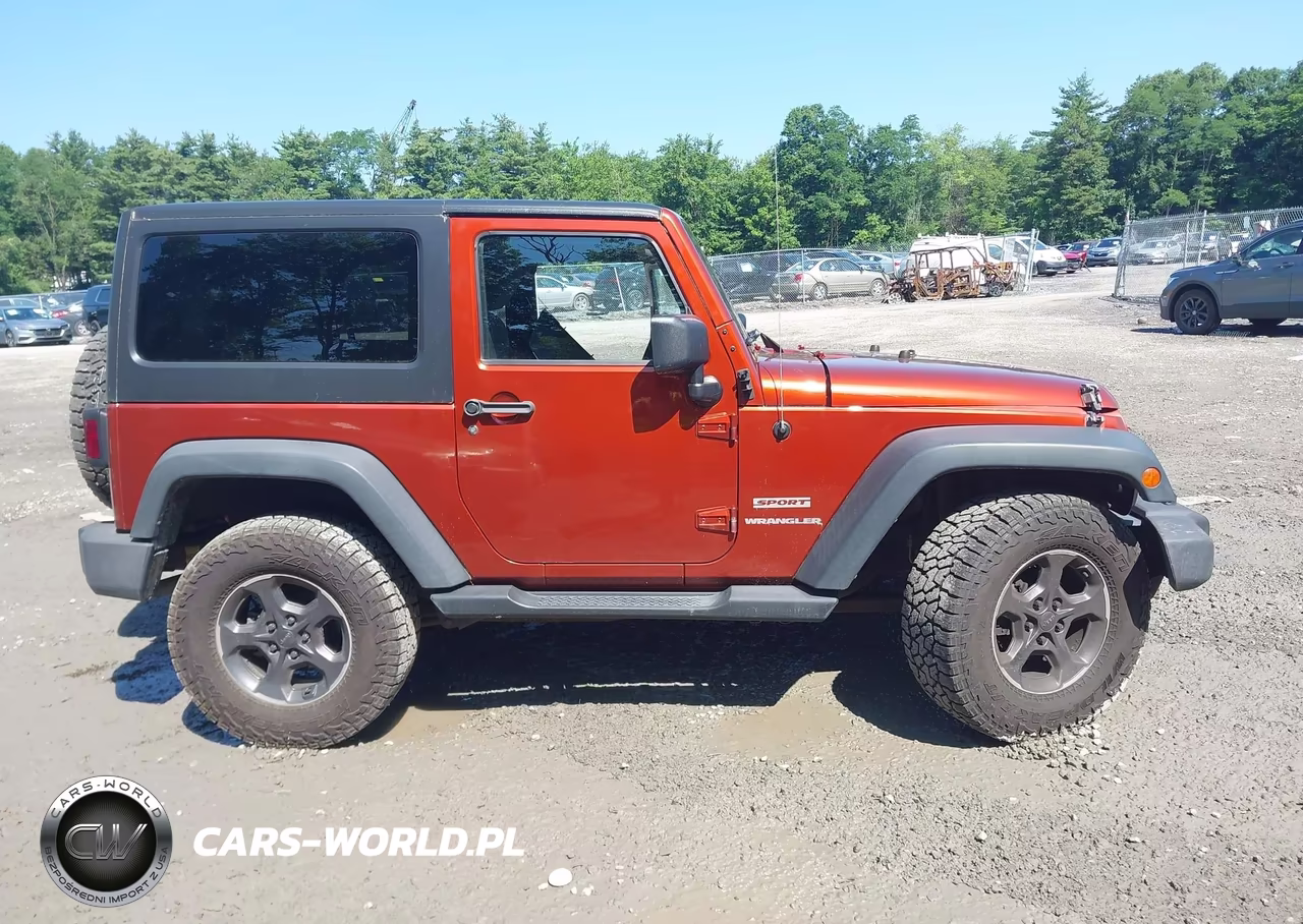 2014 Jeep Wrangler Sport VIN:1C4GJWAG3EL169140 - 13