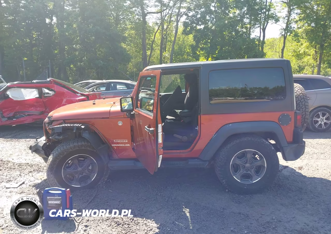 2014 Jeep Wrangler Sport VIN:1C4GJWAG3EL169140 - 14