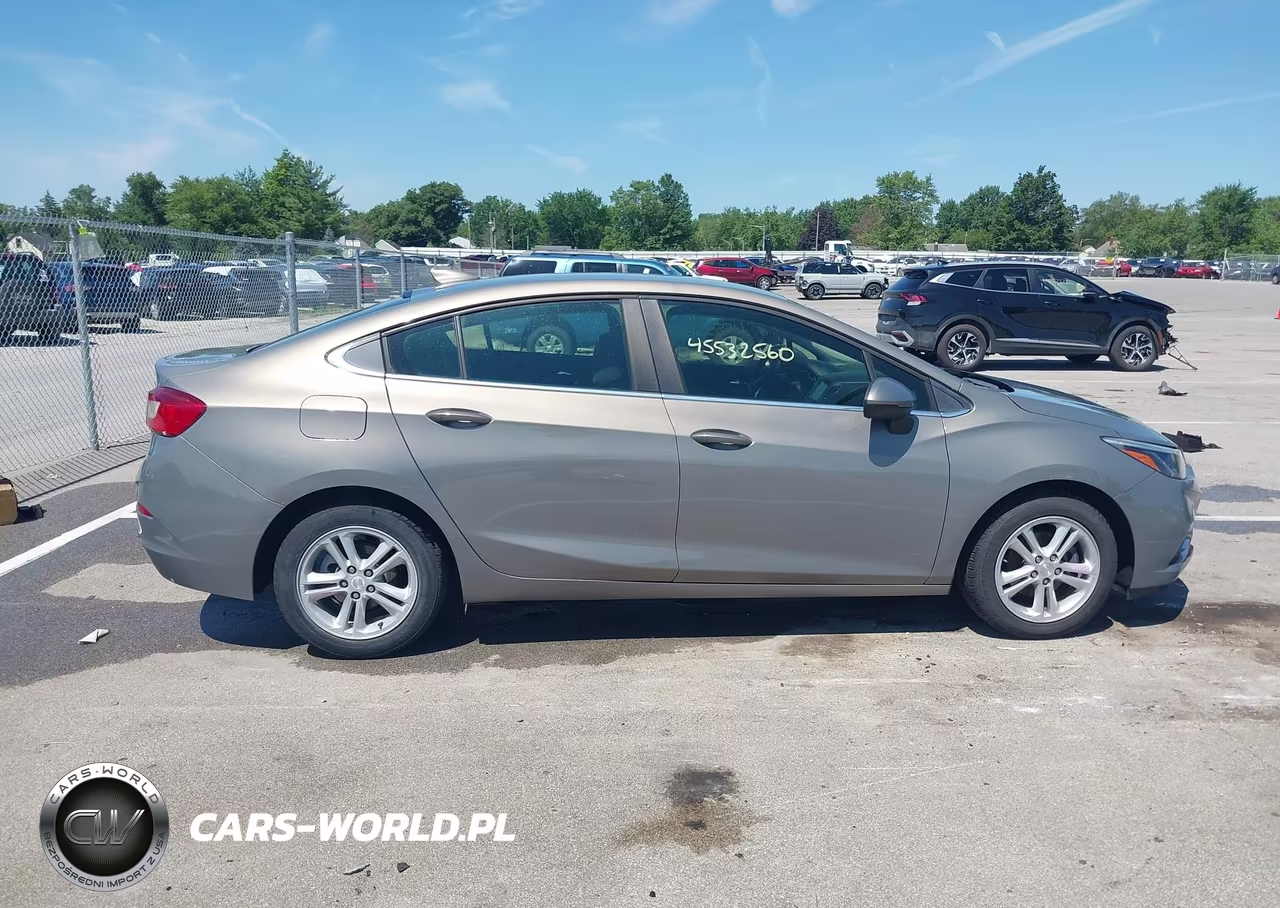 2018 Chevrolet Cruze Lt Auto VIN:1G1BE5SM1J7233832 - 13